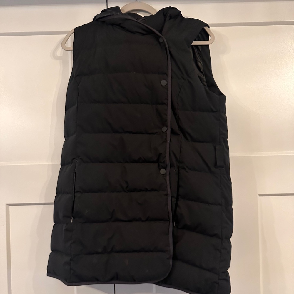 Alpine Design Long Quilted Hooded Vest (no belt)- black- SIZE MEDIUM